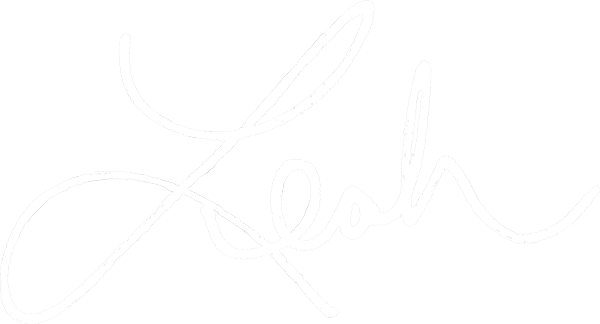 Leah Taylor signature